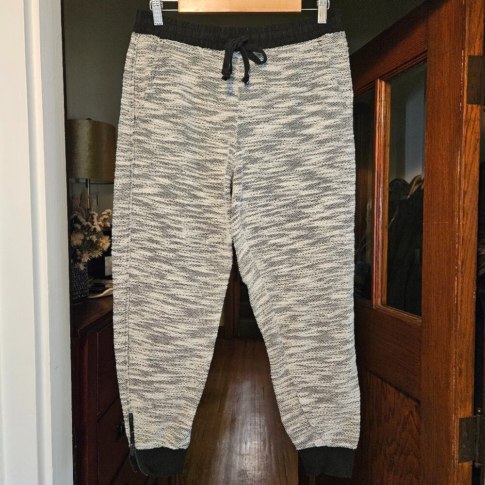 Abercrombie & Fitch Women's Joggers - White & Black - Size Small